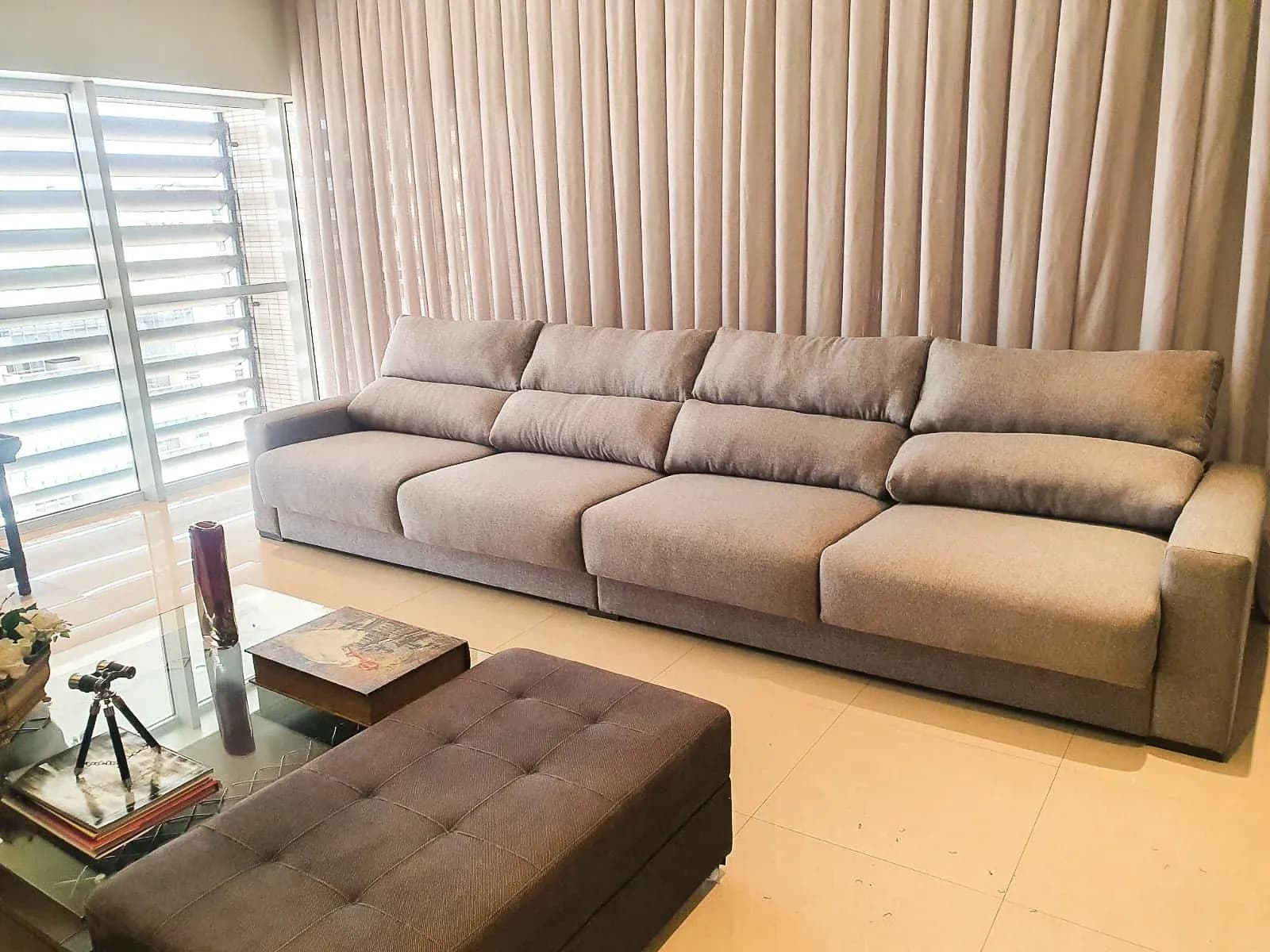 Detalhe de acabamento em estofado